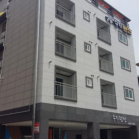 Suzy Pension Yeosu Ngoại thất bức ảnh